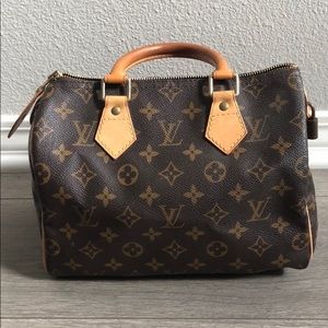 Authentic Louis Vuitton Monogram Speedy 25